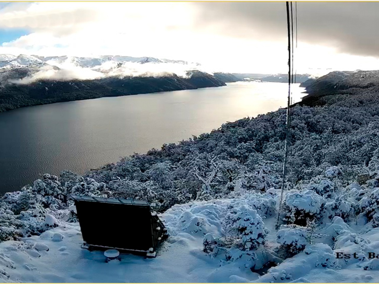 Radio Lodge™ operando en condiciones invernales extremas con nieve y temperaturas bajo cero